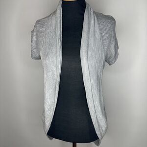 Vintage Mossimo Womans Size Medium Short Sleeve Gray Cardigan Sweater Open Knit